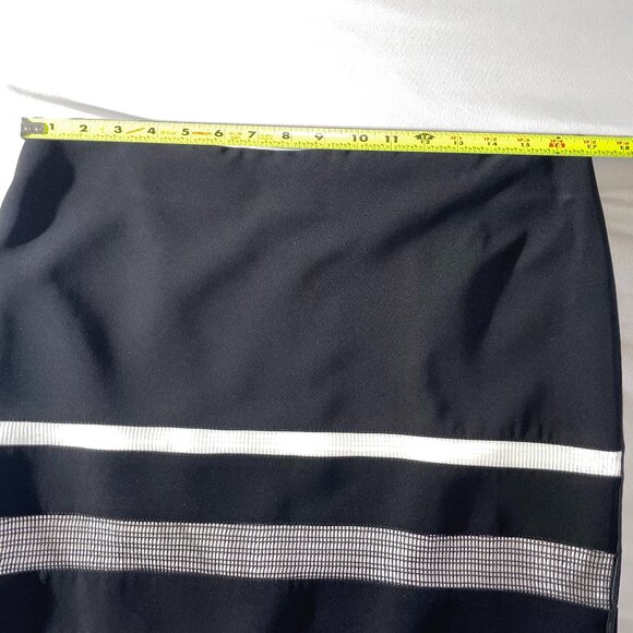 White House|Black Market Lattice Skirt Size 10 - Picture 9 of 13